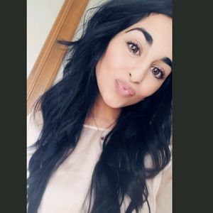 Meet your Posher, Clara